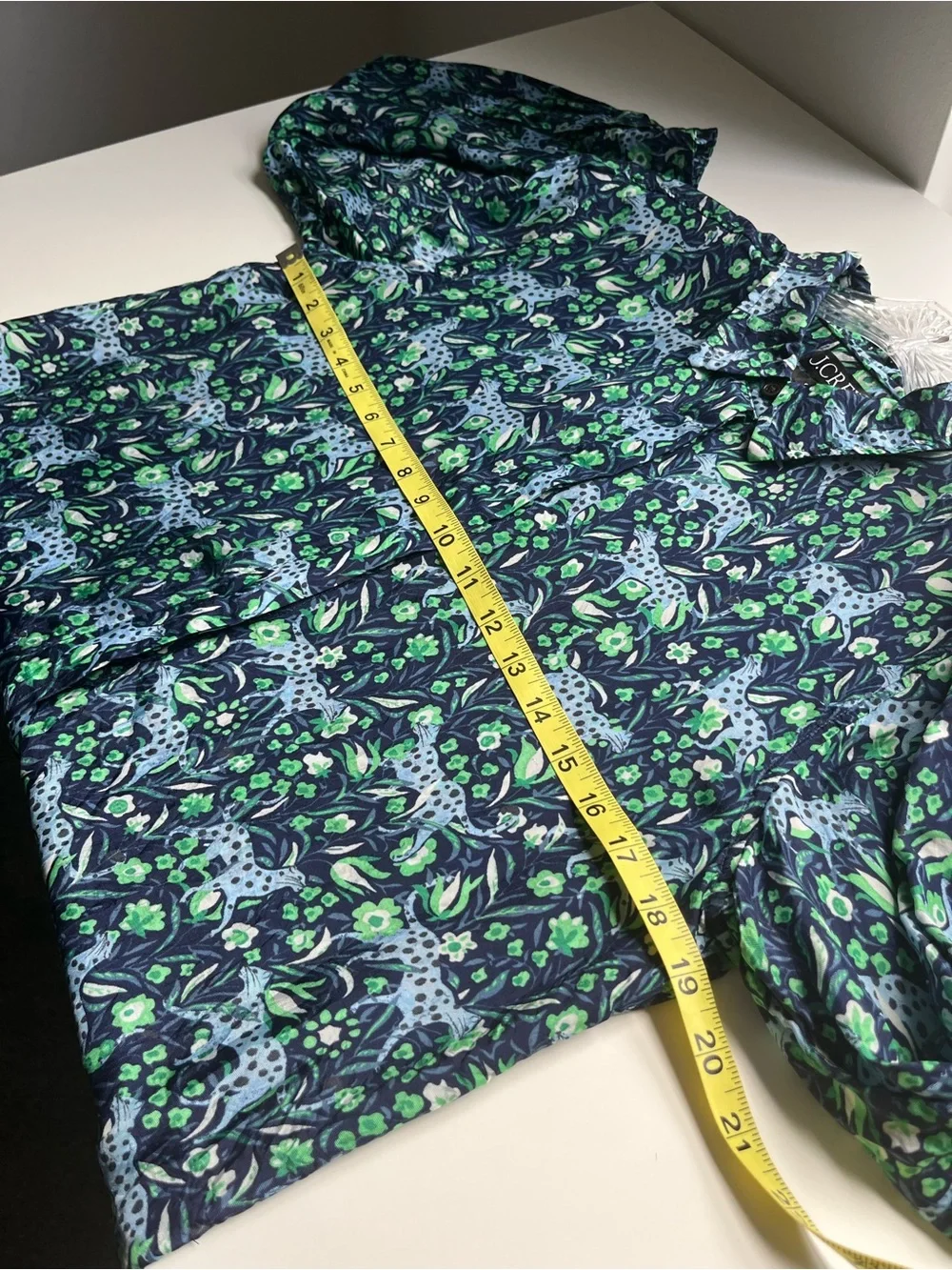 J Crew Classic Fit Button Up Shirt Fauna Floral Animal Print Tropical 6